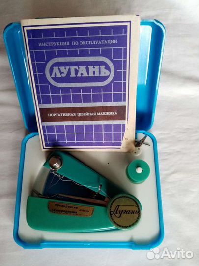 Портативная швейная машинка