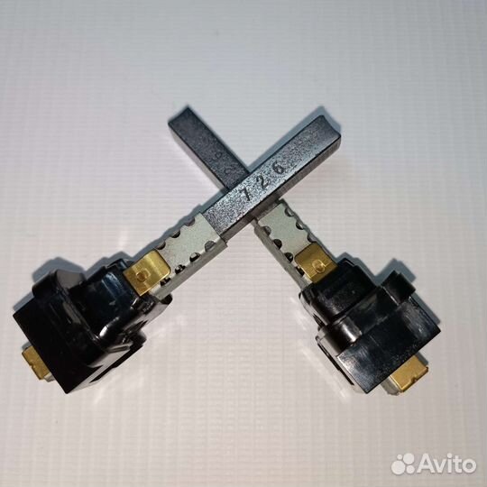 Щетки угольные мотора пылесоса