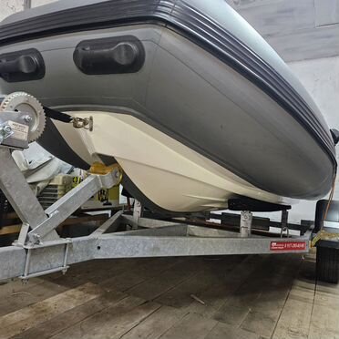 Лодка Forza Marine Навигатор 370R