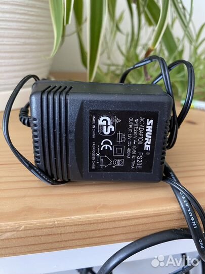 Радио микрофон shure