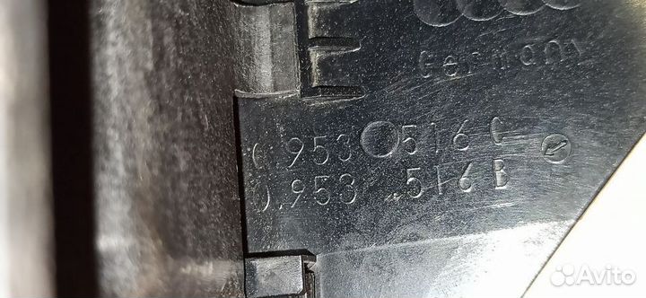 Кожух рулевой колонки Audi VAG 8K0953516 Б/У