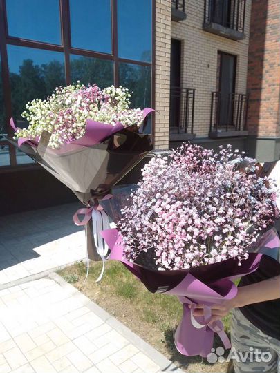 Букет цветов из радужной гипсофилы