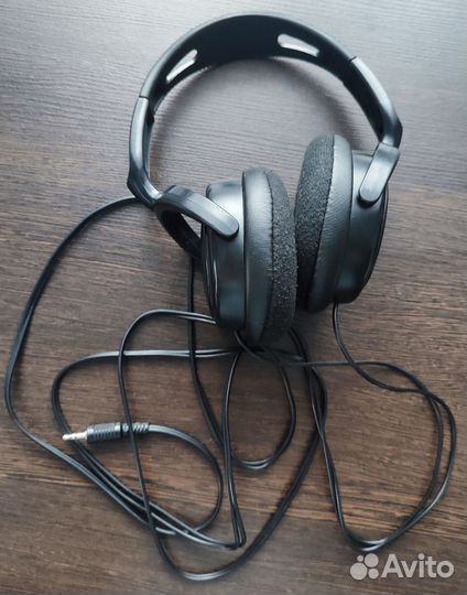 Наушники Philips SHP2000