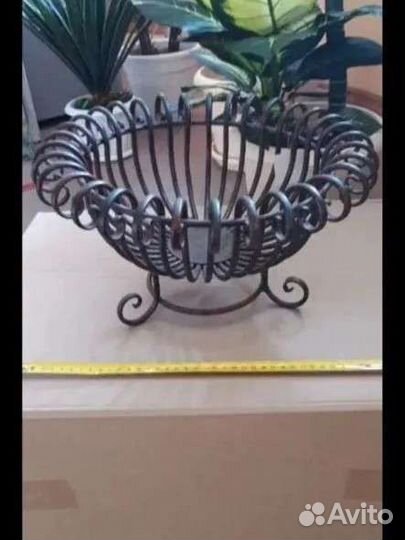 Предметы для интерьера из металла