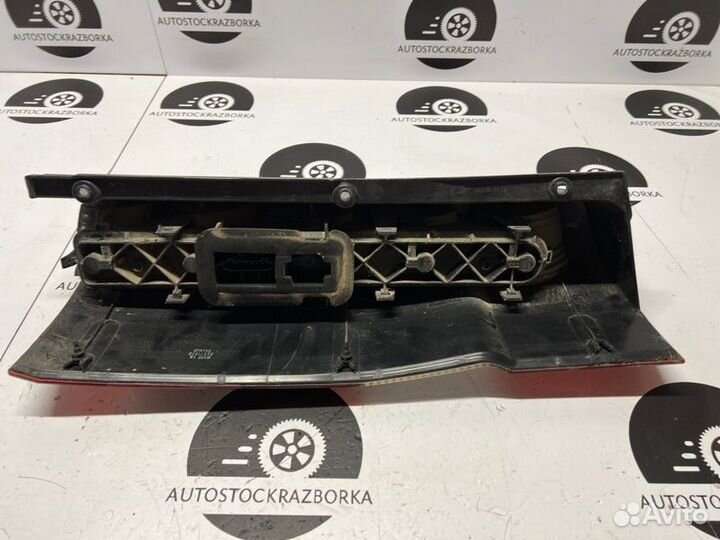 Фонарь задний левый Mercedes-Benz Sprinter W906