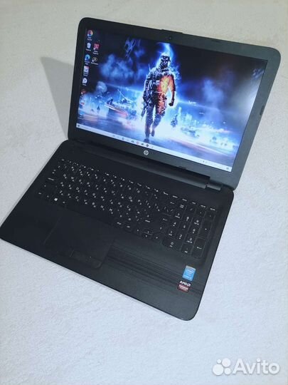 Качств Hp как новый для игр(i3/6/две видеокарты