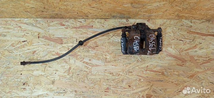 Суппорт тормозной передний правый Mini Cooper R56