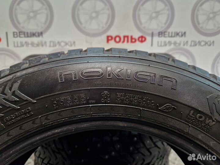 Nokian Tyres Hakkapeliitta 8 SUV 215/60 R17
