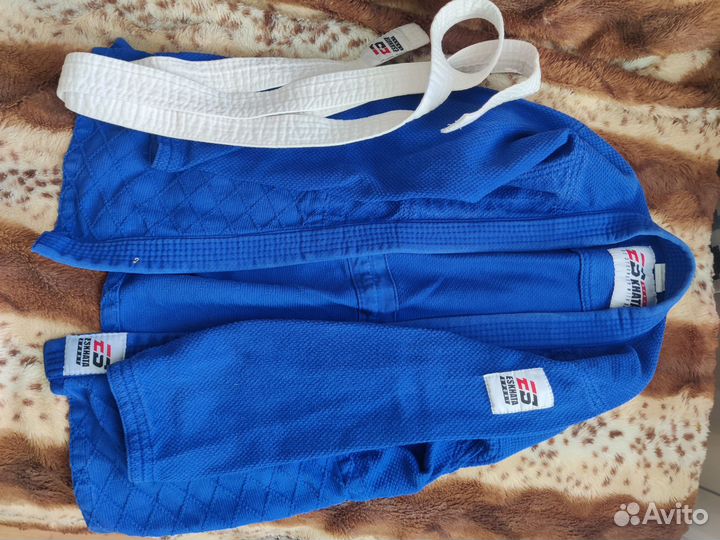 Форма дзюдо 145