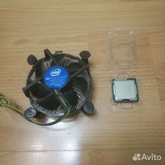 Intel Core i3 3225 + кулер