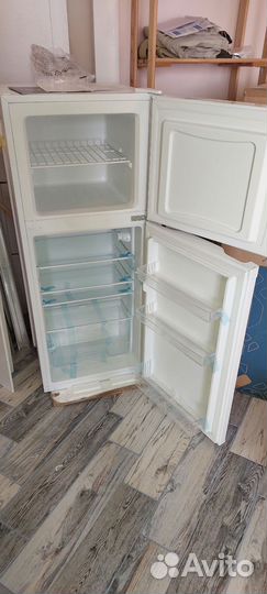 Холодильник новый Dexp