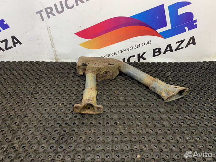 20770812 Кронштейн усилителя бампера левый