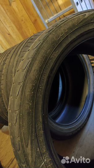 Nokian Tyres Hakka Black SUV 265/45 R21