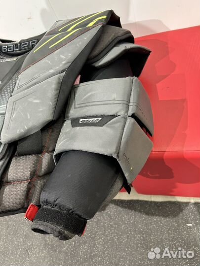 Вратарский нагрудник Bauer Vapor Hyperlite Sr S