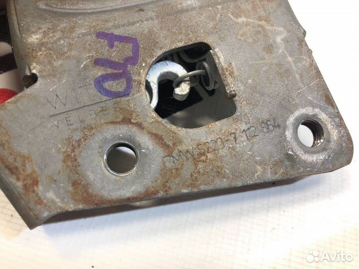 Замок спинки дивана правый Bmw 5 F10 N20B20 2012