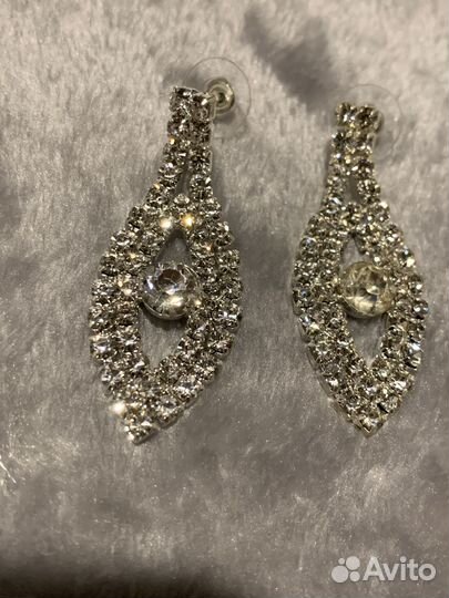 Ожерелье и серьги