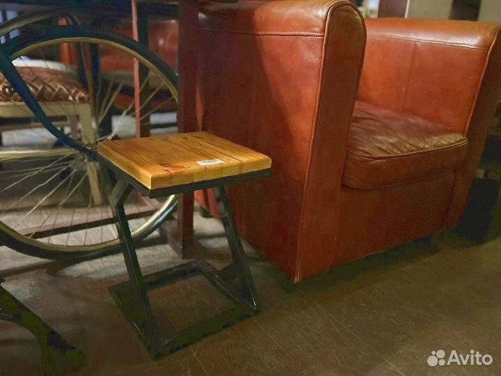 Табурет в стиле лофт