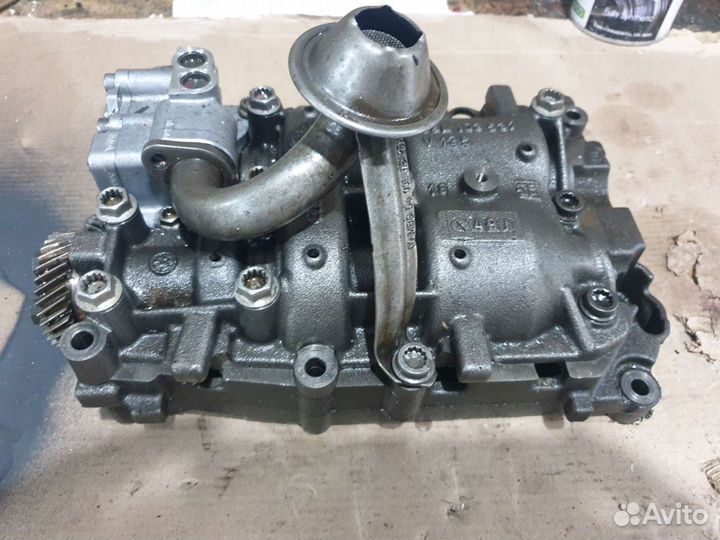 Маслянный насос. volkswagen amarok csh