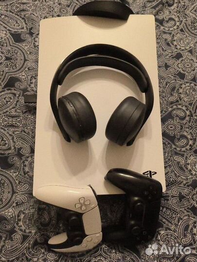 Игровая консоль Sony PlayStation 5 с дисководом