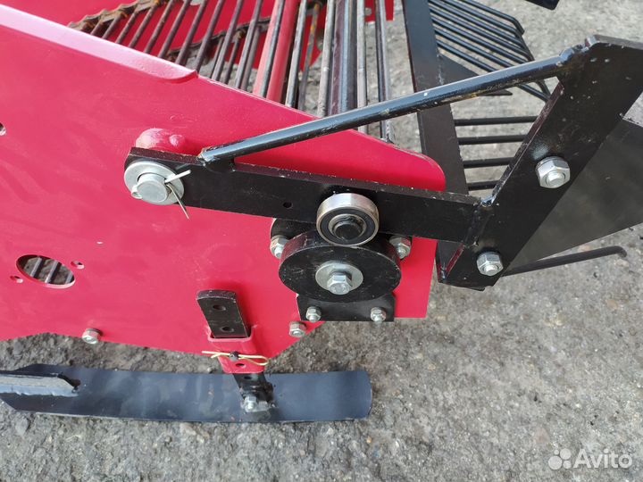 Копатель корнеплодов Stars MR1000, 2023