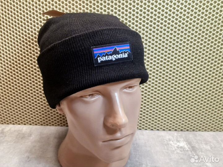 Зимняя шапка Patagonia чёрная