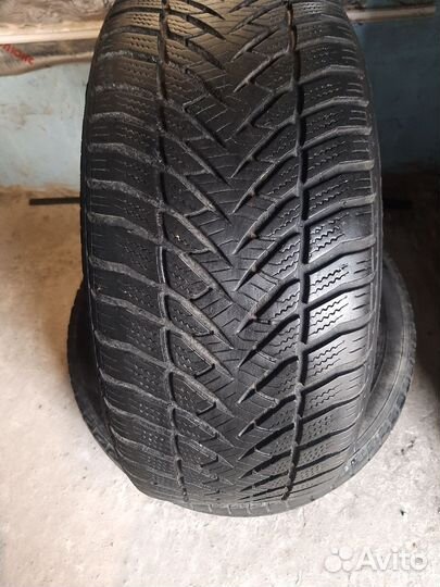 Goodyear Eagle Ultra Grip GW-3 225/45 R17