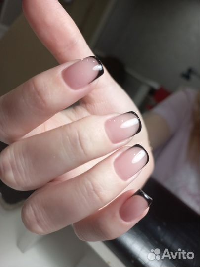 Маникюр на дому