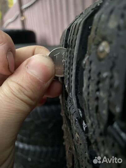 Continental Conti4x4IceContact 215/65 R16 102T