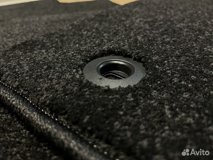 Автоковрики Toyota Camry 70. Велюр 15мм