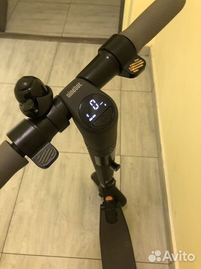 Самокат ninebot e22