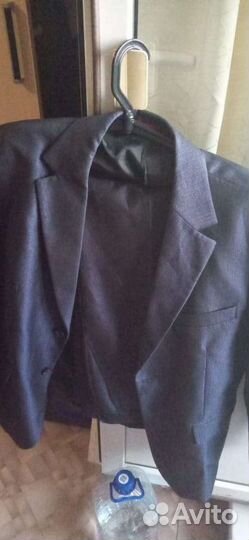 Школьный костюм для мальчика серый