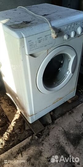 Стиральная машина indesit на запчасти
