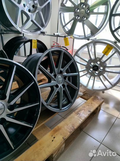 Диски vossen SVT R16 5x112 ET30 Dia 66.6(Вертушки)