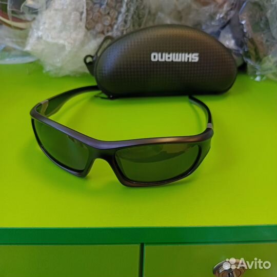 Солнцезащитные очки мужские