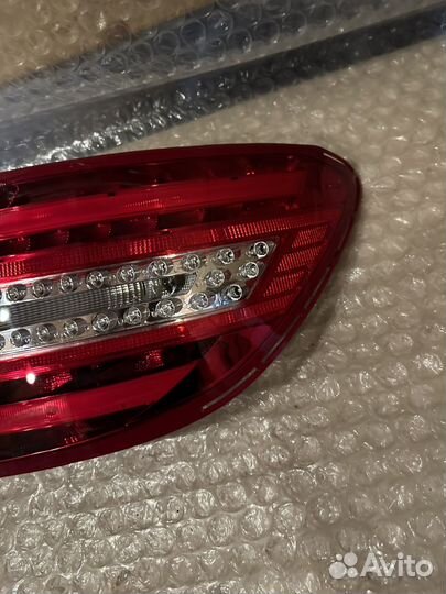 Фонарь правый Mercedes 204