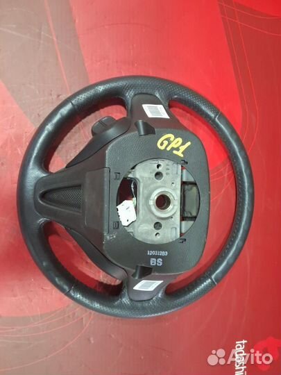 Руль на Honda Fit GP1