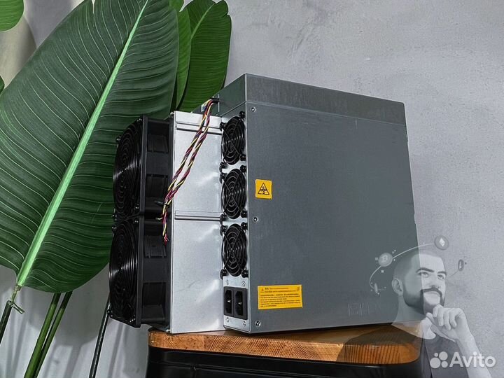 Antminer E9 асик для майнинга