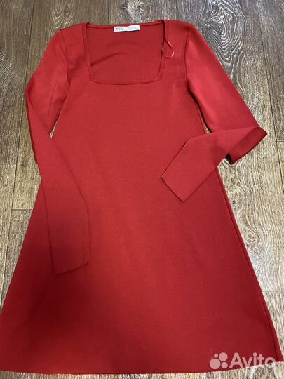 Платье Zara