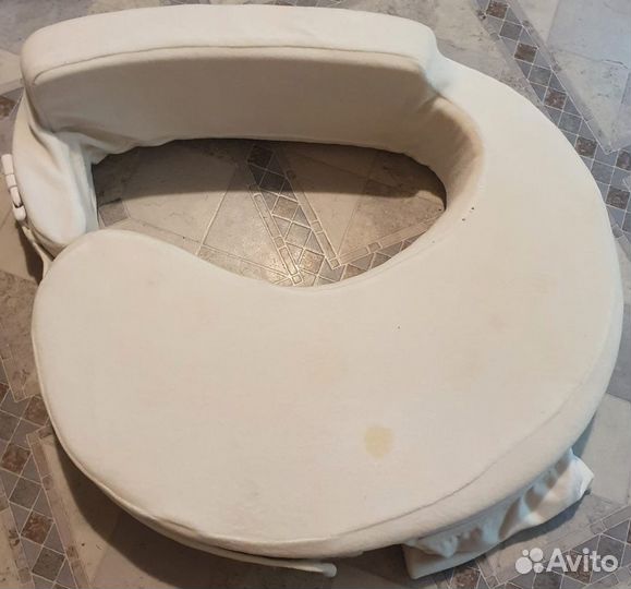 Подушка для кормления малыша