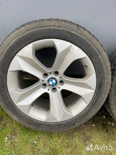 Продаю комплект зимних колес на бмв Х5 Е70