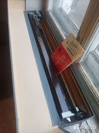 Ручная вязальная машина Чернивчанка