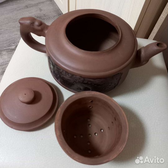 Заварочный чайник в китайском стиле