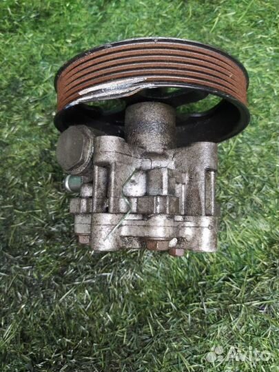 Насос компрессор гур Mitsubishi Outlander XL