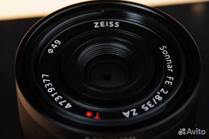 Sony FE 35mm F2.8 ZA
