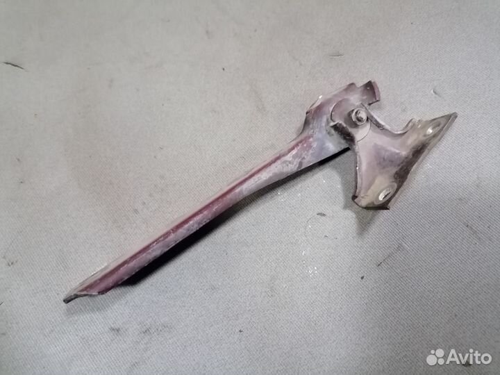 Петля капота правая Audi 80 (B3) 1986-1991