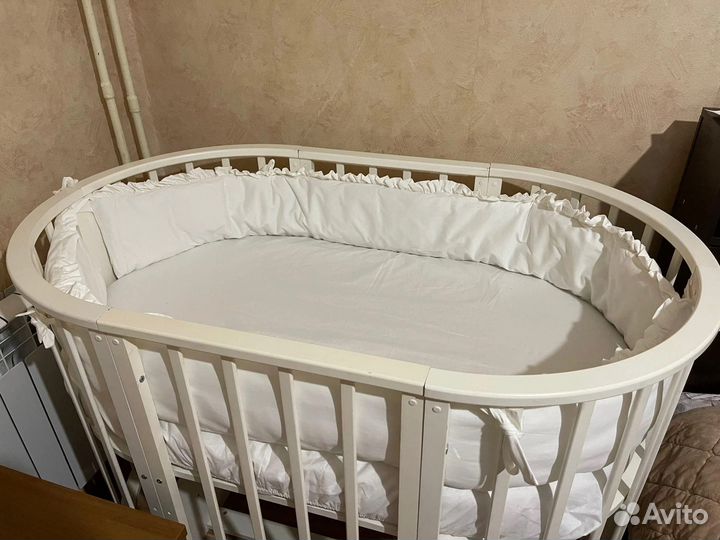 Кроватка 6 в 1 с маятником бортиками