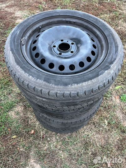 Комплект летних колёс Ford focus R16