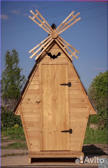 Уличный туалет деревянный BLU782