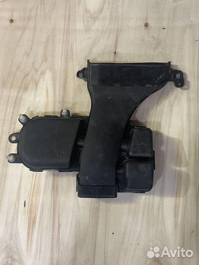 Воздухозаборник Lexus RX450h