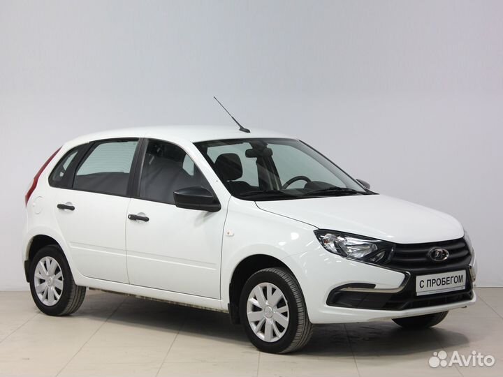 LADA Granta 1.6 МТ, 2021, 31 054 км